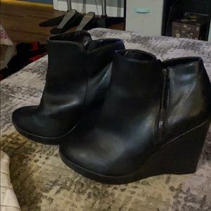 Torrid wedge low cut boots
